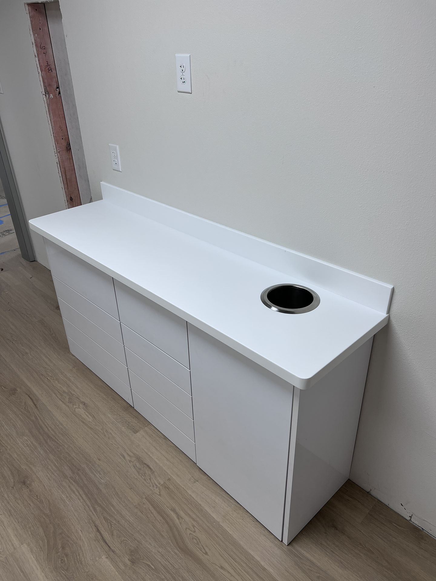 Why Solid Surface Countertops Are Perfect for Healthcare Facilities
